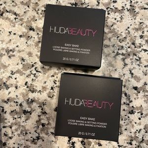 HUDA BEAUTY easy bake powder in Cherry Blossom